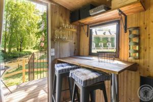 Domaine de Valmeray la roulotte dElise