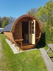 Barrel in Oostvoorne - 洛坎杰