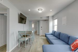 Sunny Seaside Heights Retreat: Walkable Location!