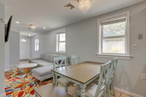 Lovely Abode Walk to Seaside Heights Boardwalk!