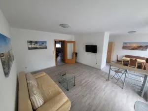 Ferienwohnung Unterneukirchen mit Garten-Terrasse - Unterneukirchen