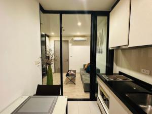 Best Location Condo with swimming pool, gym, sauna, washing mashine, Fast internet in Central of Pattaya