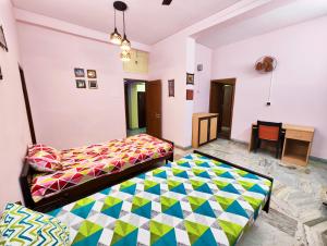 Spacious 3BHK House opp South City Mall