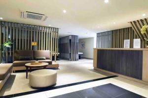 Luxe 1BR w Balcony @ Uptown Parksuites