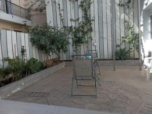 House with yard in center of Kalamata