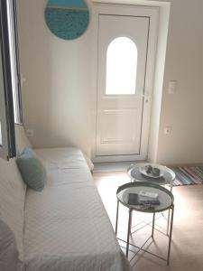 House with yard in center of Kalamata