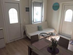 House with yard in center of Kalamata