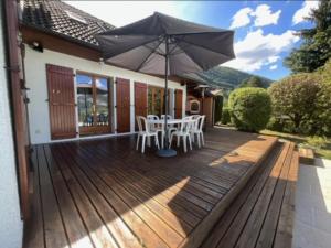 Villas Villa avec piscine, vue lac et montagne : photos des chambres