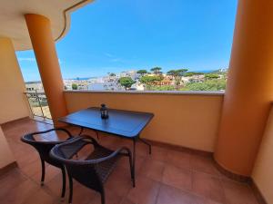 Sea View Oceanus Apartment Olhos de Agua