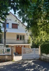 B&B / Chambres d'hotes Le petit chemin : photos des chambres