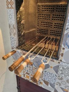 UMA QUADRA E MEIA DO MAR Ar Wifi Smart TV