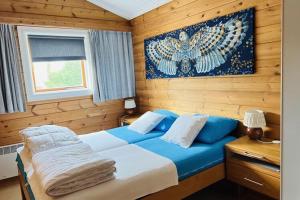 Chalet with private garden and sauna