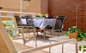 Primera línea de mar con terraza ático en Magic World - Marina Dor