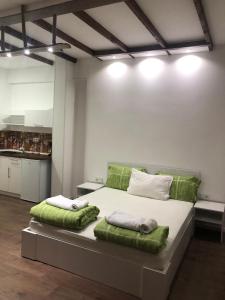 Stojanoski Studios & Rooms
