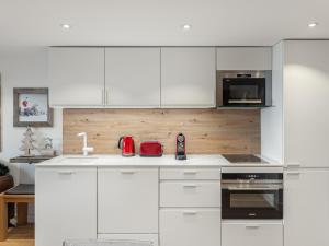 Appartement rénové, 3 chambres, centre Courchevel 1850 avec parking - FR-1-564-87