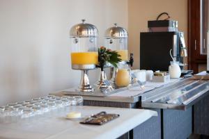 Pràcatinat Hotel & Restaurant