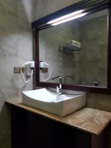 Galaxy City Hotel
