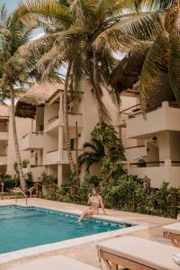 Petit Lafitte Beach Front Hotel & Bungalows