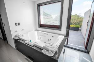 Six Hotel Guadalajara Expiatorio