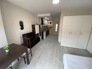 Hércules Studio Apartment with Pool