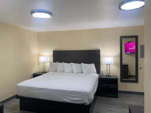 Relax Inn of Medford