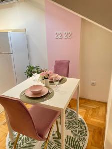 Apartman 22 22