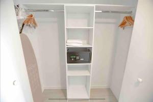 Apartment in Hallandale Beach 1B1B