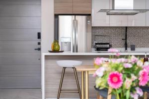 Casa Sueño - Modern, spacious & luxurious brand new condo