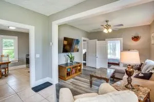 Lakefront Mound Getaway Near Snowmobiling Trails! - Excelsior