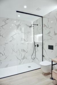 APARTAMENTOS CABANILLAS SILGAR