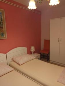 Apartments by the sea Seget Vranjica, Trogir - 1051