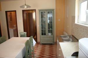 Apartments by the sea Seget Vranjica, Trogir - 1051