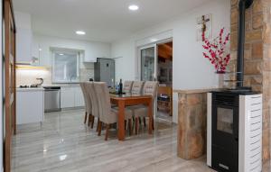 Lovely Home In Imotski