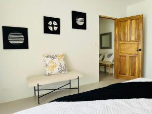 Las Guapas Villas Tamarindo