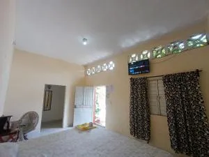 Hospedaje C&R - 阿里斯塔港