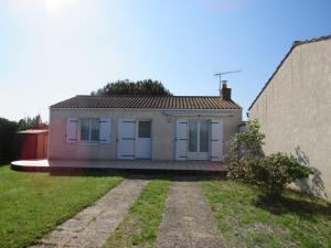 Maisons de vacances Maison L'Aiguillon-sur-Mer, 3 pieces, 6 personnes - FR-1-194-270 : photos des chambres