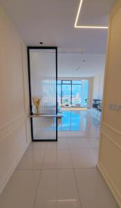 SkyPool with Seaview 8pax Beacon Executive Suites - Georgetown City Centre - 3km to Komtar