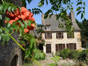 Maisons de vacances Gite Saint-Igest, 8 pieces, 12 personnes - FR-1-601-447 : photos des chambres