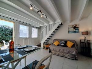 Maison cosy 3 pièces avec terrasse à 800m de la plage - Wifi, lave-vaisselle, parking public - FR-1-477-238