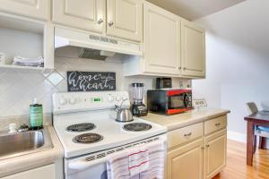 4 Mi to Dtwn Simplistic Summerville Studio