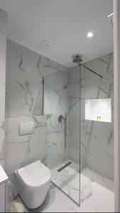 E&L Luxury Apartments