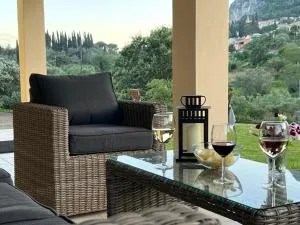 Villa Alexakis Doukades - Doukádes