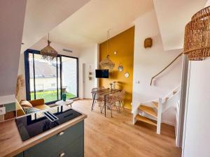 Appartements Confortable duplex a 2 pas de la mer Le Batz : photos des chambres