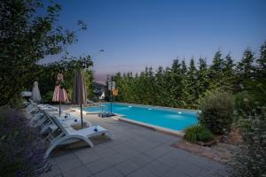 Villa Okra With Pool - Happy Rentals