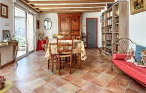 Maisons de vacances Awesome Home In Voulme With 2 Bedrooms : photos des chambres