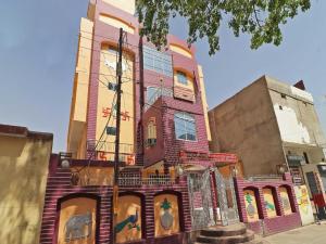 SPOT ON 38000 Vaidehi Bhawan