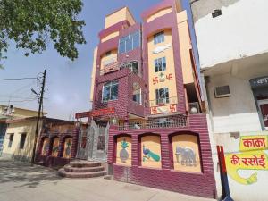 SPOT ON 38000 Vaidehi Bhawan