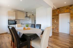 Luxury Apartment Budimir