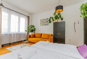 Central Studio @ Jászai Mari Square