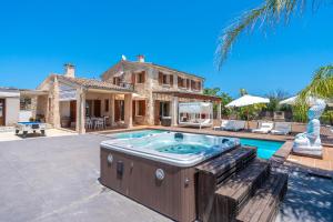 C313 Can Oliva by Mallorca Villa Selection